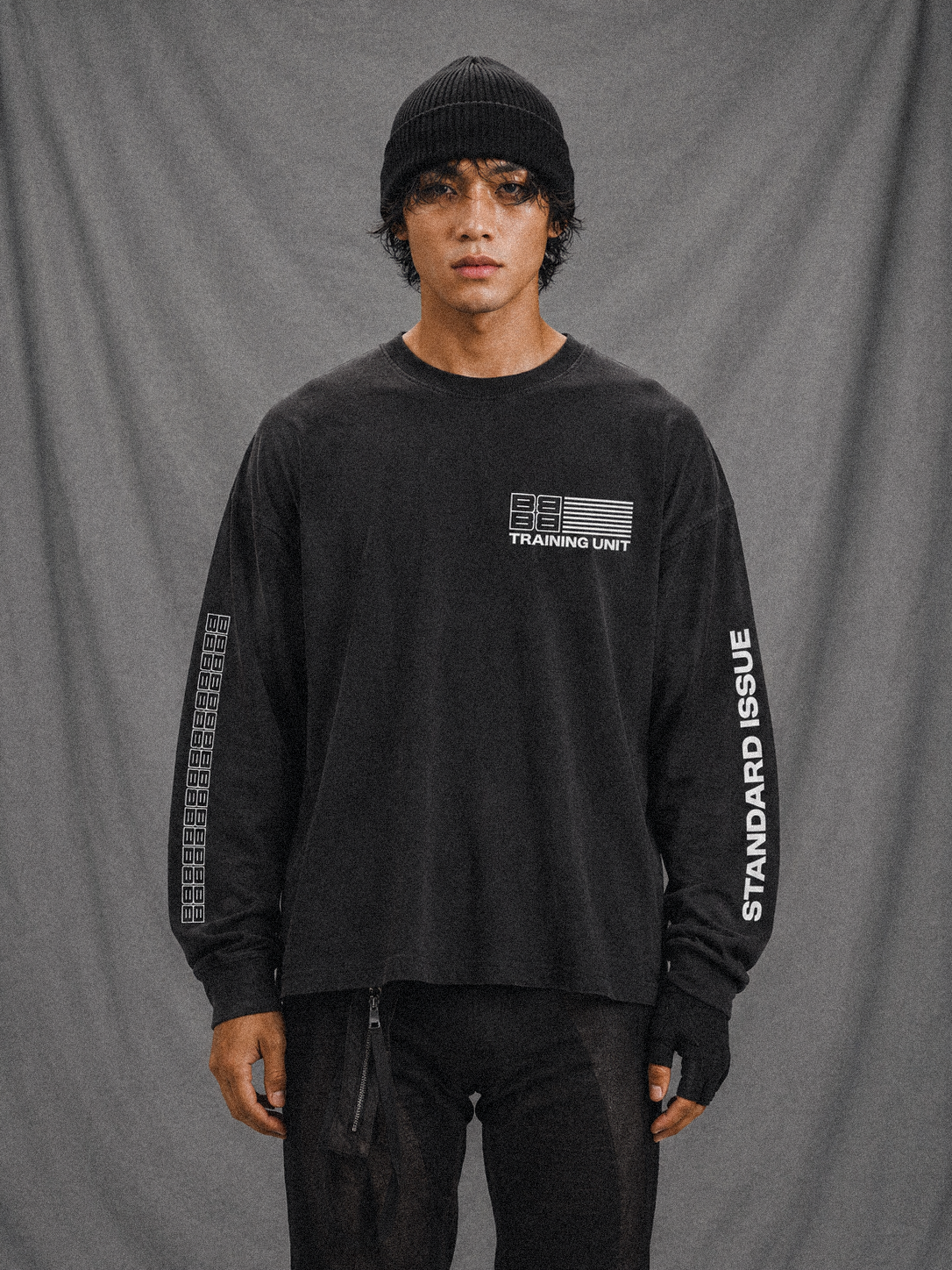UNIT 007: STANDARD ISSUE LONG SLEEVE